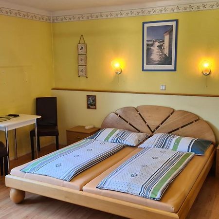 My Appartement - Haus Waldeck Schladming Bagian luar foto
