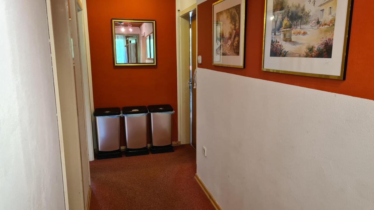 My Appartement - Haus Waldeck Schladming Bagian luar foto